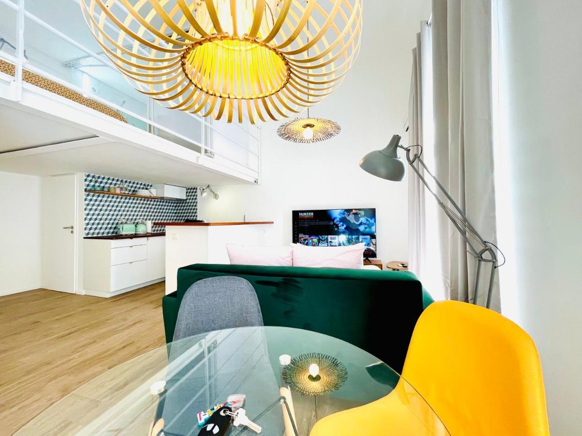 Duplex-Ceiling Height 1,9M-Free Private Parking-Self Check In !! Duplex Climatise-Hauteur Sous Plafond 1,9M-Parking Prive Gratuit-Arrivee Autonome !! أفينيون المظهر الخارجي الصورة