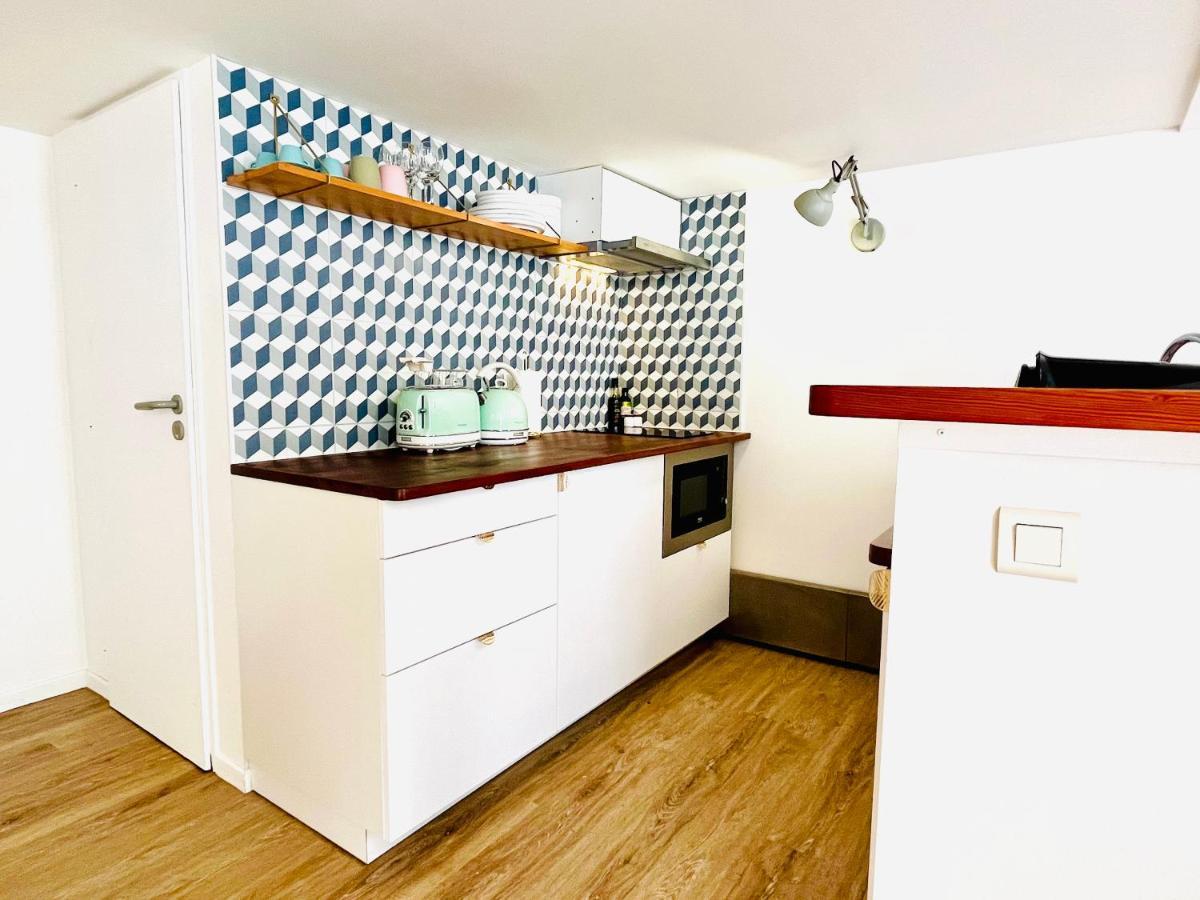 Duplex-Ceiling Height 1,9M-Free Private Parking-Self Check In !! Duplex Climatise-Hauteur Sous Plafond 1,9M-Parking Prive Gratuit-Arrivee Autonome !! أفينيون المظهر الخارجي الصورة