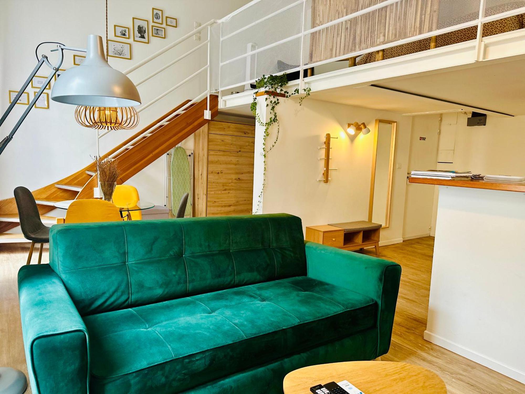 Duplex-Ceiling Height 1,9M-Free Private Parking-Self Check In !! Duplex Climatise-Hauteur Sous Plafond 1,9M-Parking Prive Gratuit-Arrivee Autonome !! أفينيون المظهر الخارجي الصورة